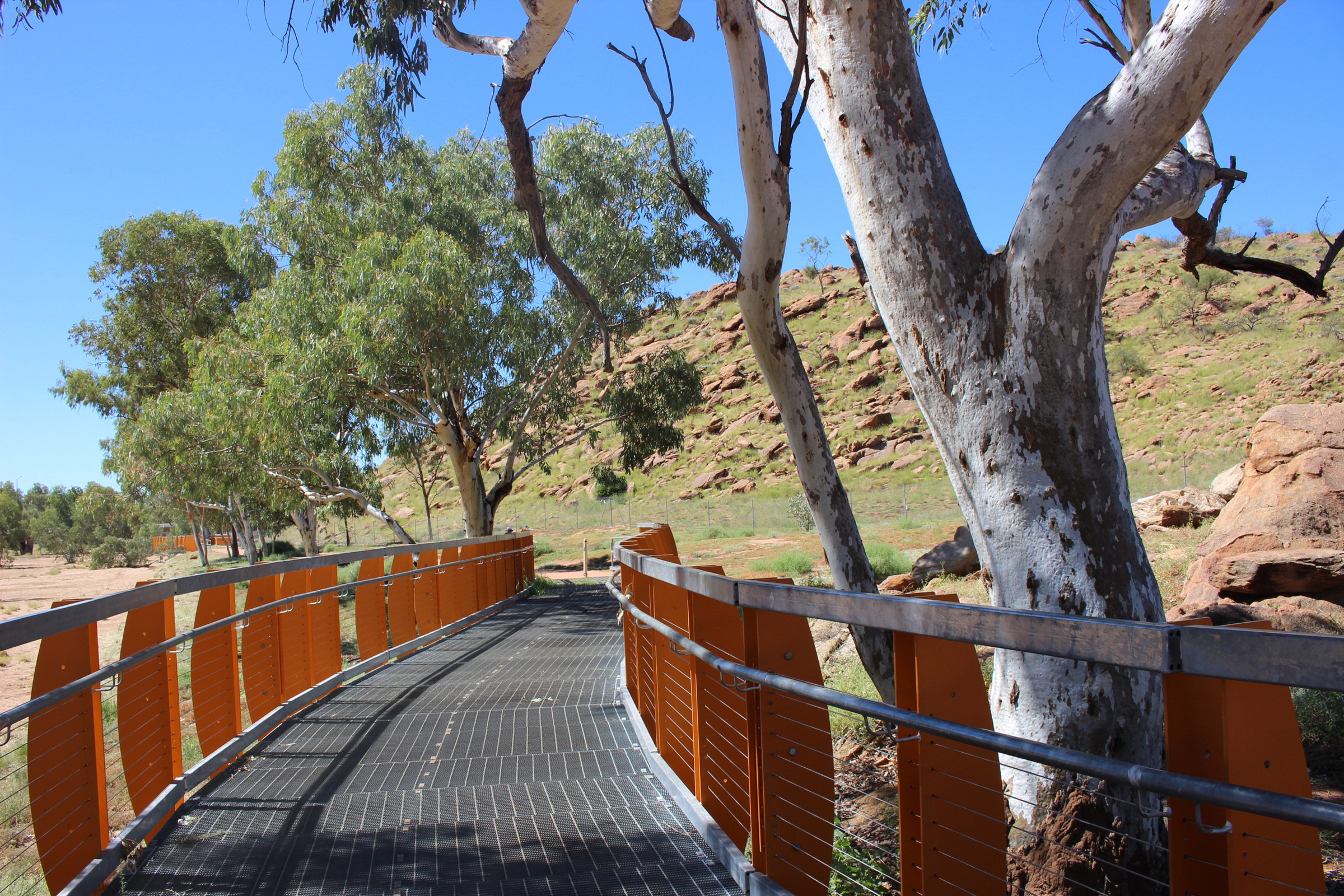 Alice Springs walk | Photo