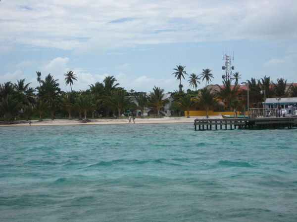 Pulling up to the Caye Caulker dock