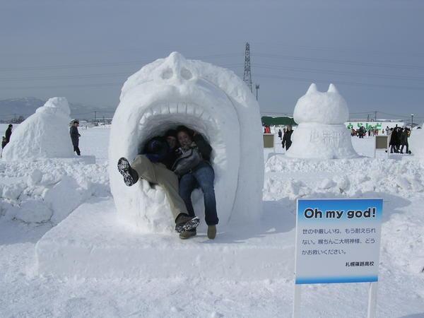 "Oh my God!" snow sculpture
