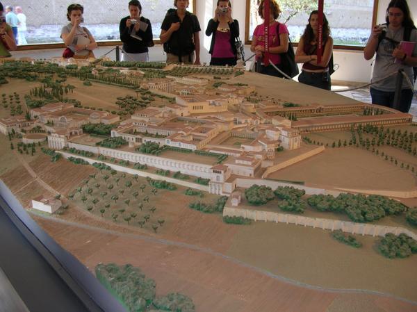 model of hadrians villa