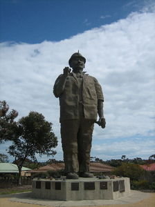 Map Statue-Kapunda