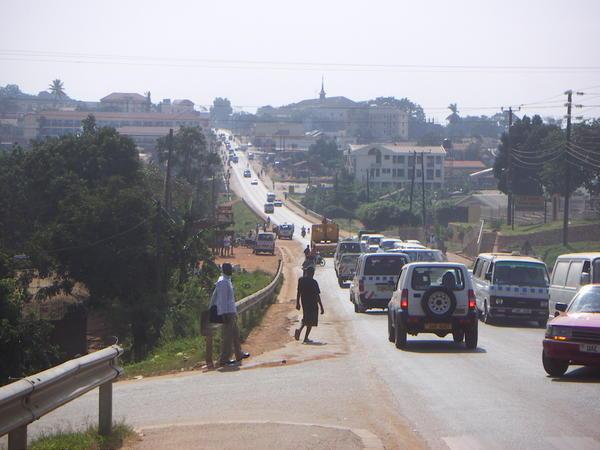 Western road into Kampala