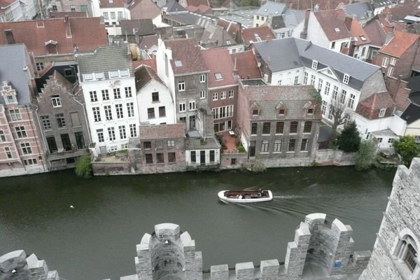 the canal/moat surrounding the castle