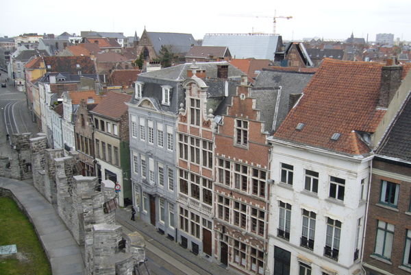 a typical street in the centre of Gent