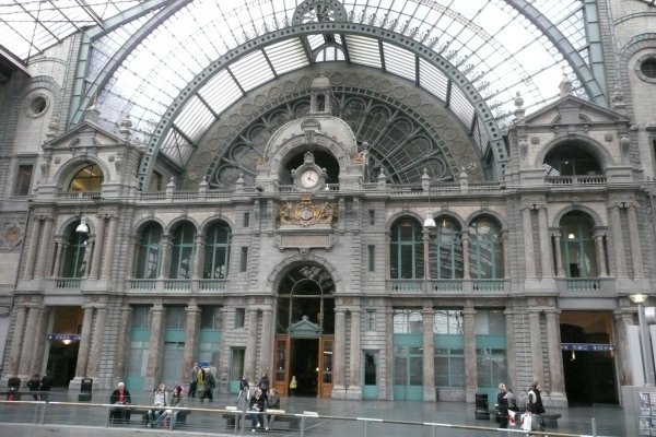 Antwerpen railway station