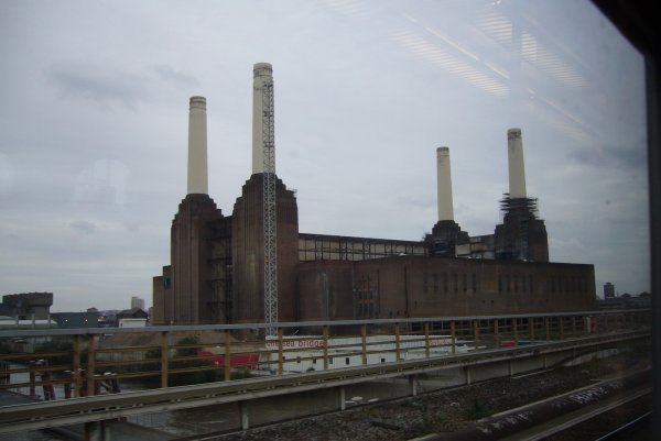 Battersea Power Station, sans giant inflatable pig