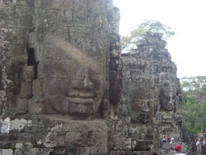 Face temple