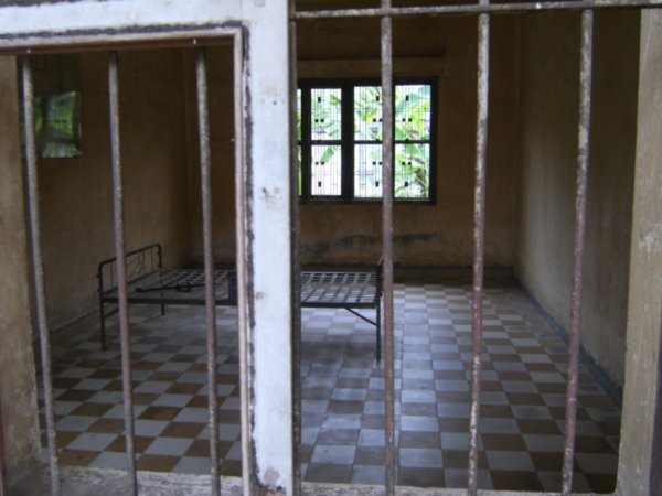 Premiere chambre de torture / First torture chamber