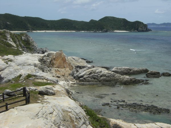 Pointe sud de l'ile / South of the island - Tokashiki Island