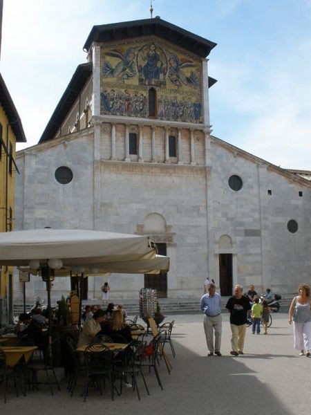 Unassuming church exterior in Lucca