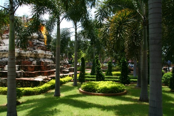 Lovely garden at Na Pra Mane