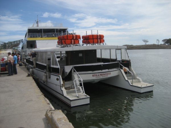 The ferry to Utila