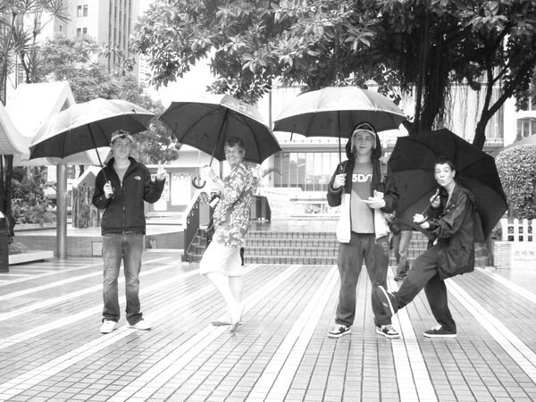 Singin' In The Rain - Hong Kong Style