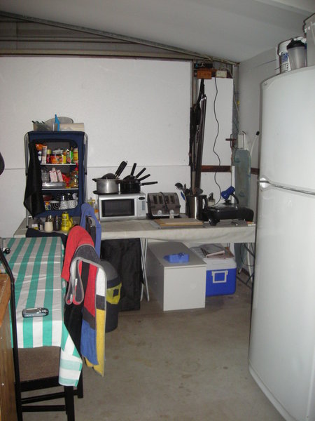 Kitchen arrangement in the garage