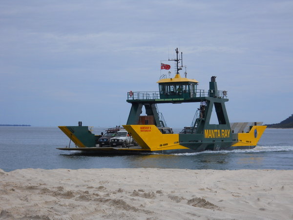 The Manta Ray Barge from Inskip Point to Hook Point