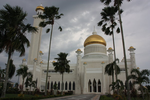 Omar Ali Saifuddien Mosque.