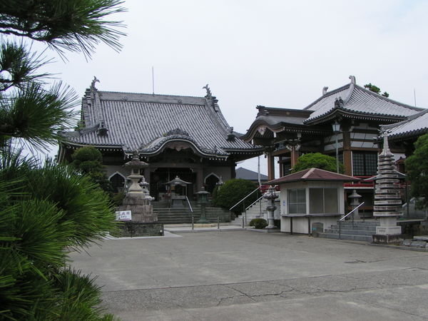 Idoji, Temple 17