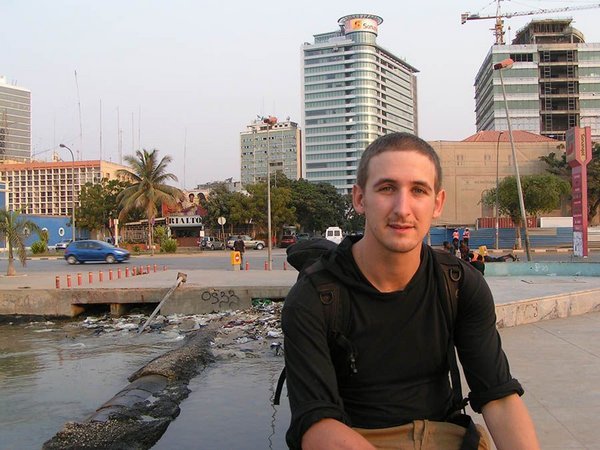 Seth on the Marginal, Luanda