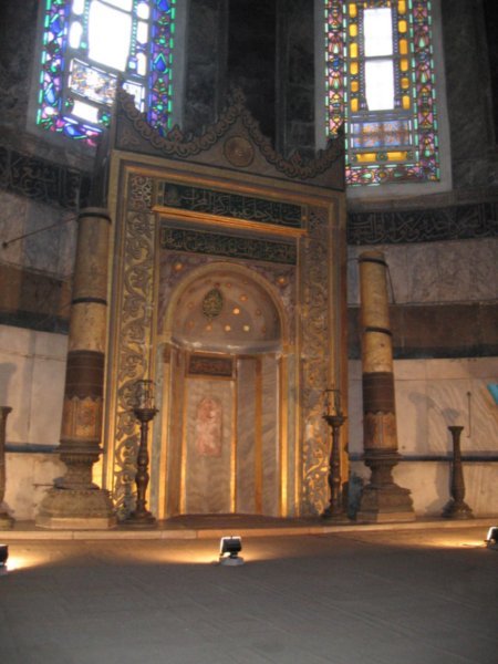 Aya sofia mihrab, indicating direction of Mecca