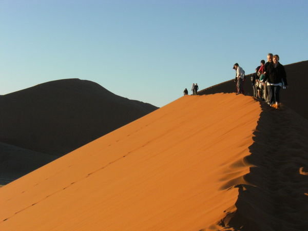 Group descending Dune 45