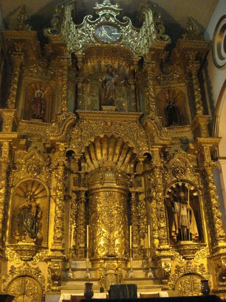 Iglesia San Jose and its famous golden altar