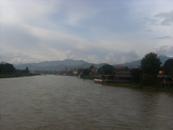 Nam Song River Vang Vien 