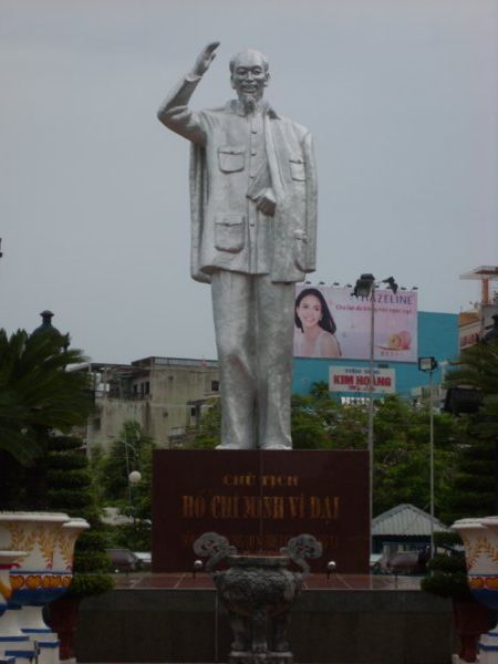 Statue of Ho Chi Minh