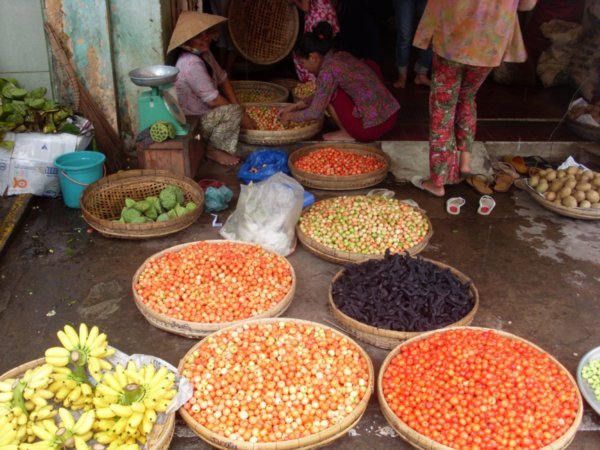 colours of Can Tho market
