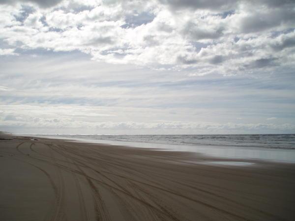 low tide on 70-mile beach