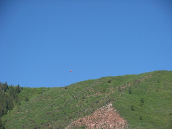 hang gliding off the cliff in Aspen