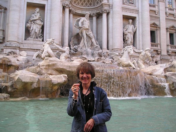 Me tossing coin at Trevi