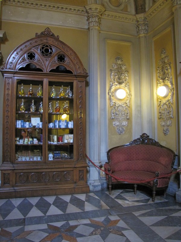 7 Antique pharmacy
