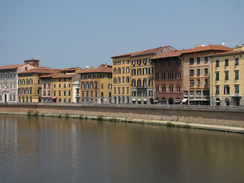 2 Arno River