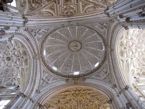 28 Ceiling at High Altar