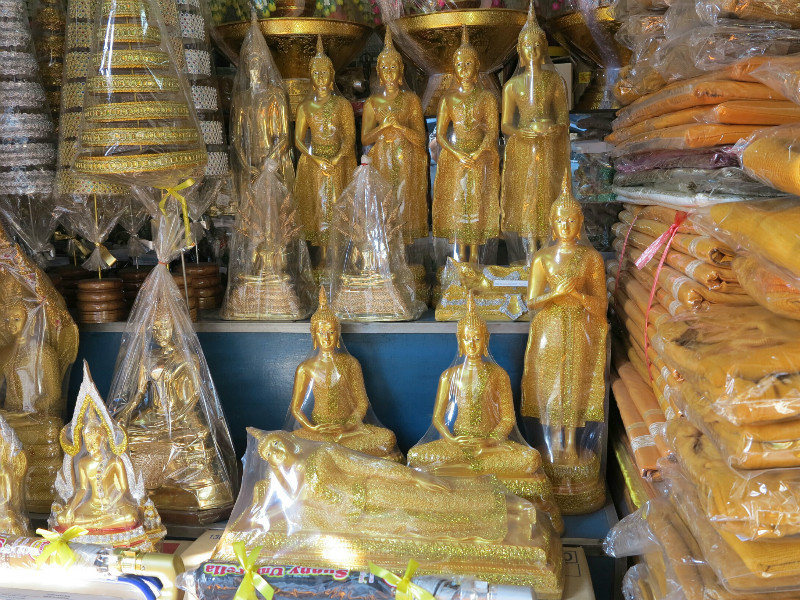 The Bamrung Meuang religious shops‏