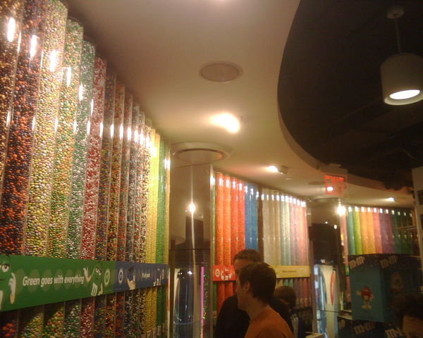 m & m world