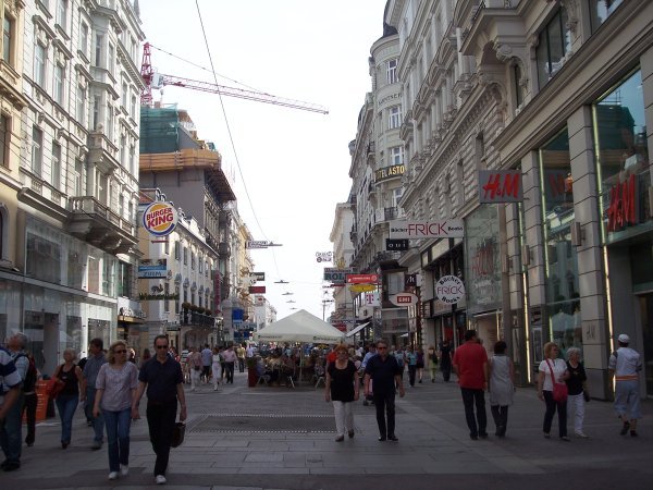 the streets of downtown vienna