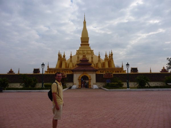 Pha That Luang, Buddhist stupa