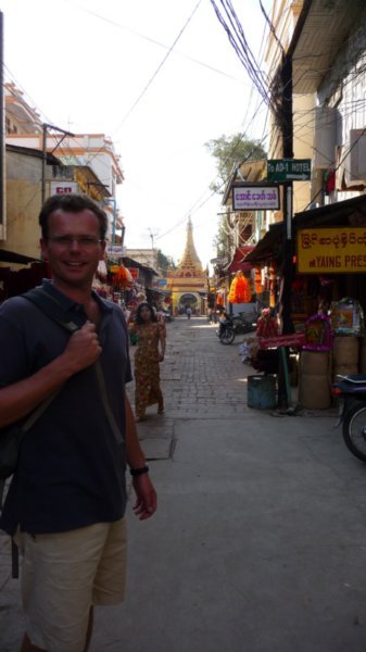 New hostel in mandalay - right next to temple - AD1