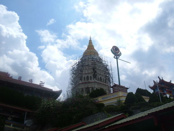 Pagoda of the Ten Thousand Buddhas