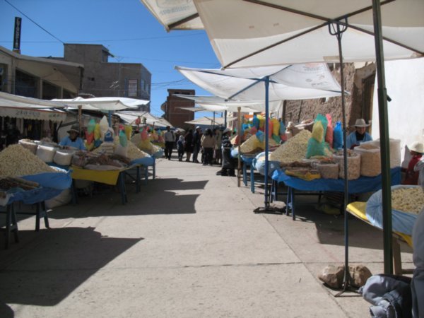 Copacabana market - popcorn street