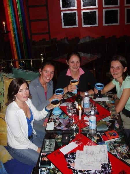 Alex, Ella, Shona & Helen our first night n Cusco at Macondo