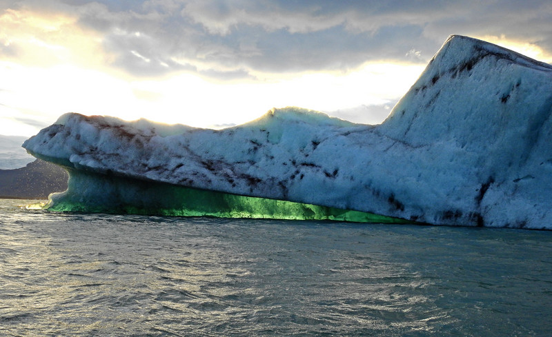 Loved the Green color on the bottom of the glacier