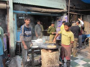 Cooking the puri