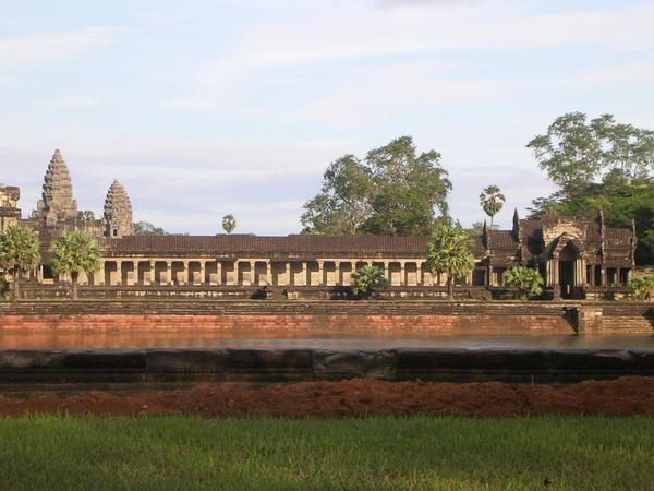 Angkor Wat's South Wall