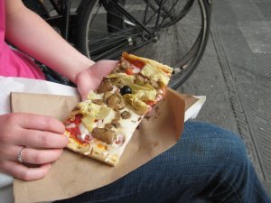 Hayley's vegetarian pizza