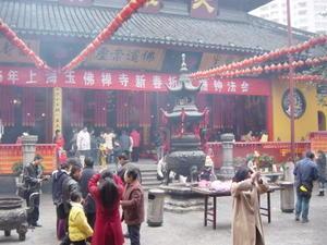 The scene at Jade Buddha Temple