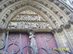 Main doors to Notre Dame