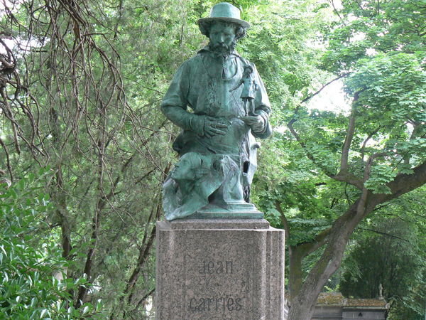 Paris - Statue in Cemetary