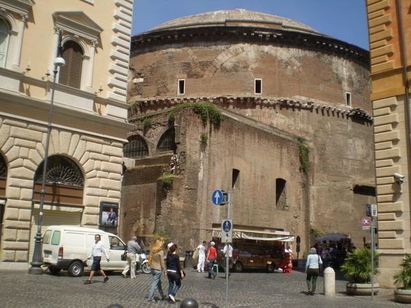 outside pantheon